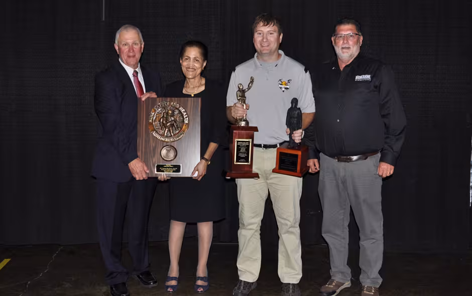 1st Place Bench BioPak 240-R - Arch Coal Viper Red Team - Barry Rowe