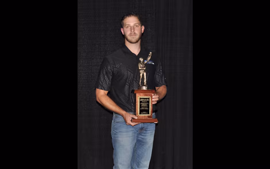 3rd Place Bench BG-4 - Cumberland Contura JC - Rob Hutchinson, Jr - 3