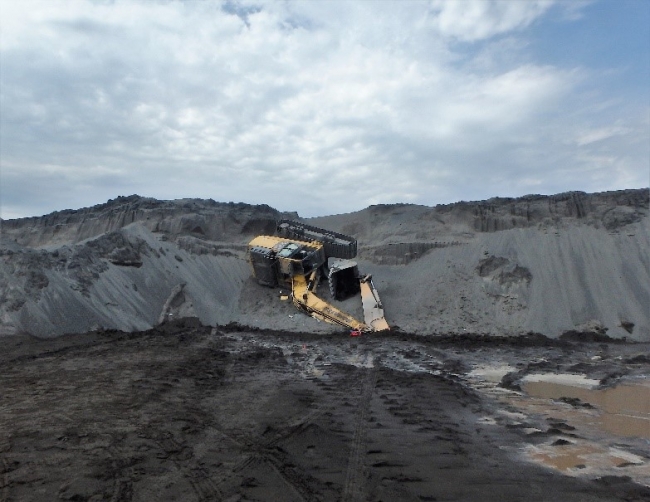 MNM Serious Accident Alert scene excavator